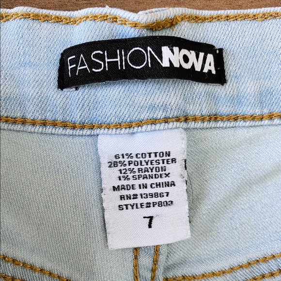 Glistening Jeans - Picture 5 of 11